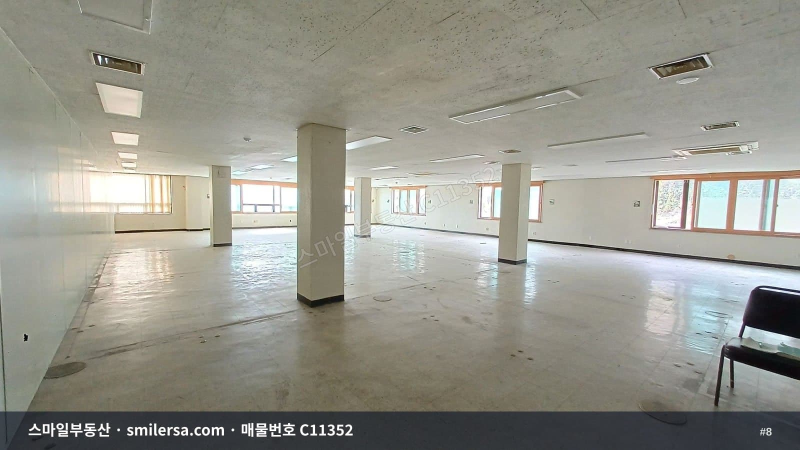 남산동 다용도 활용 가능한 대형 사무실 썸네일 8