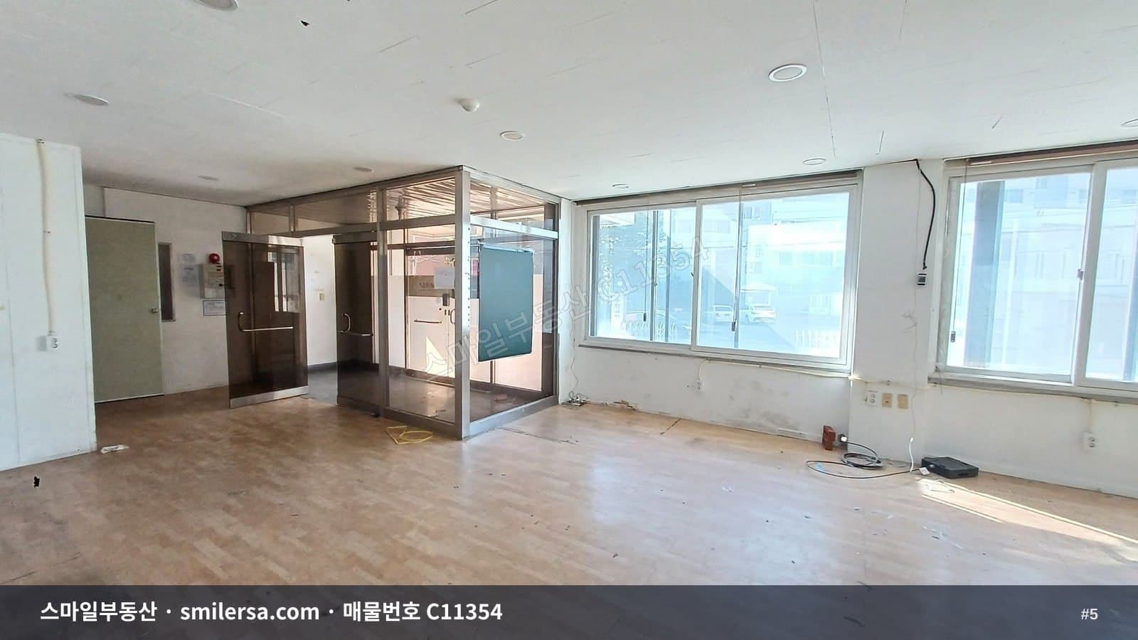 남산역 인근 다용도 대형 상가·사무실 썸네일 5