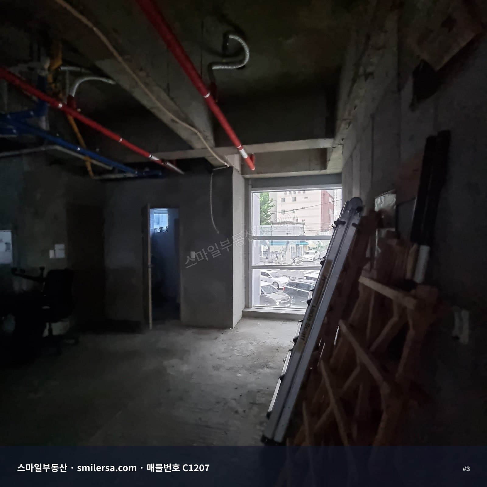 양정사거리 코너건물 2층 57평 상가 월세 썸네일 3