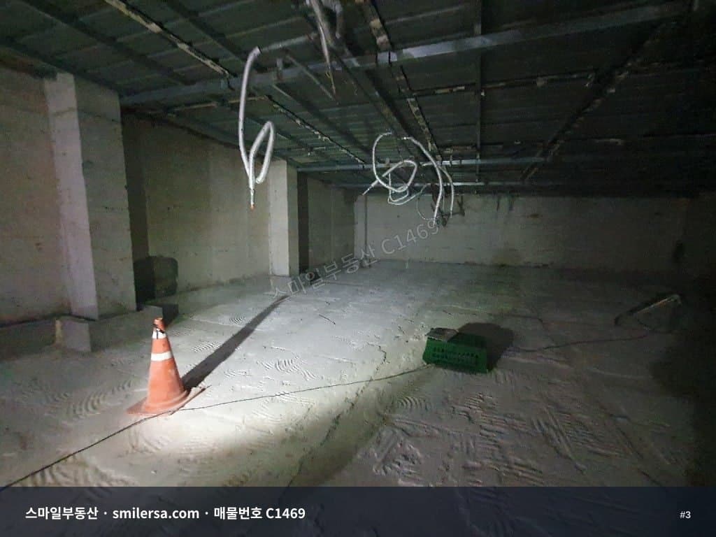 문현로타리 지하상가 84평 무권리 월세 썸네일 3