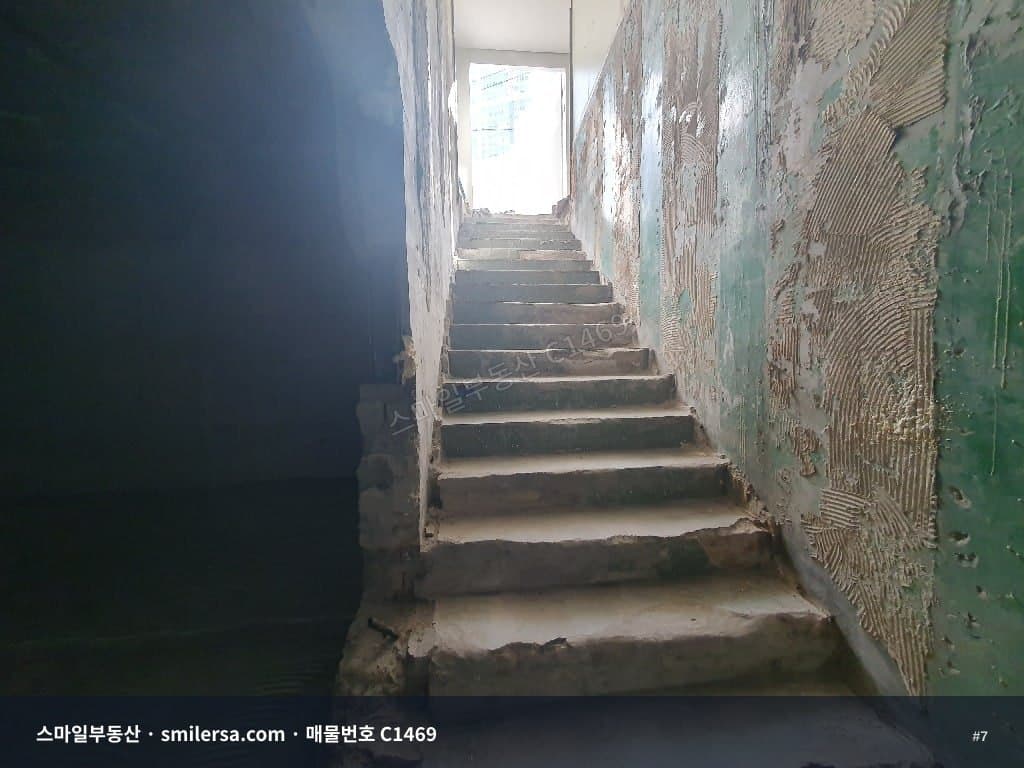 문현로타리 지하상가 84평 무권리 월세 썸네일 7