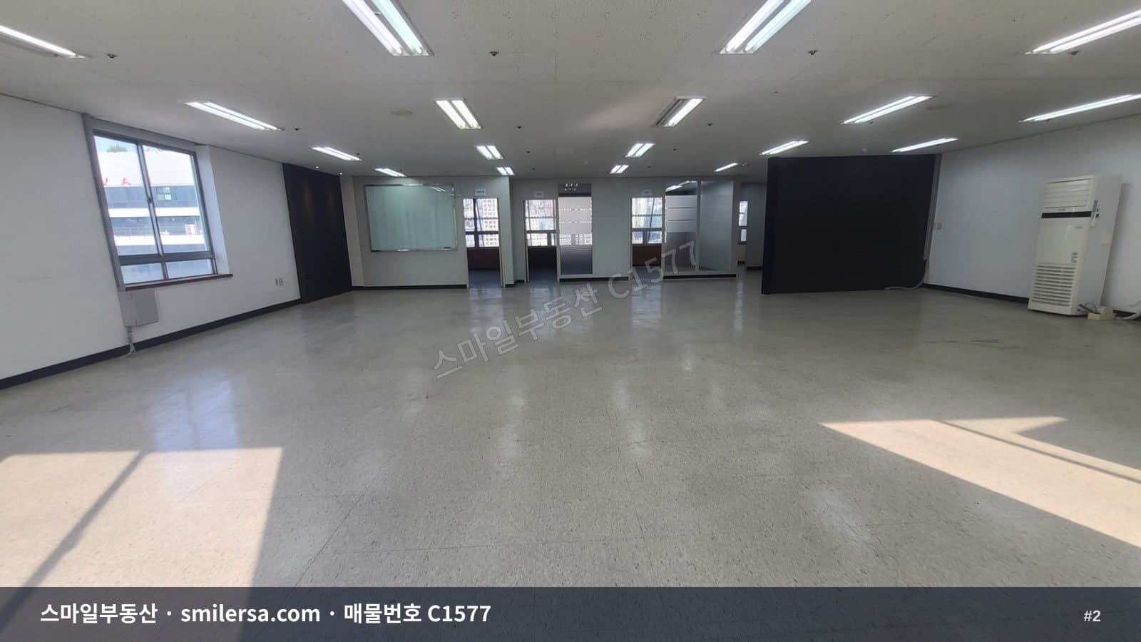 서면 로터리 인근 인테리어 잘되어 있는 사무실 썸네일 2