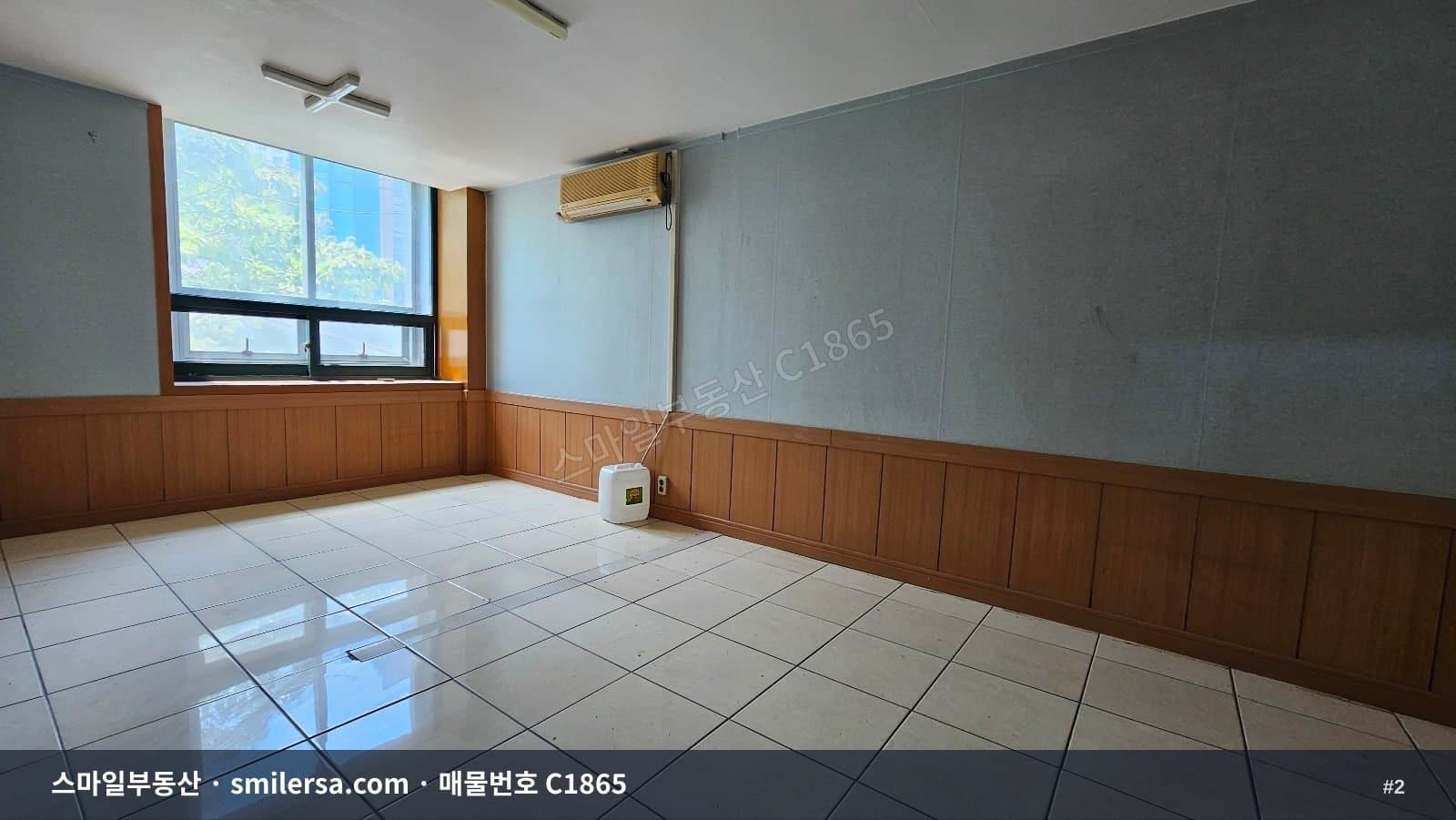 서면역 13번출구 새싹로변 사무실 37평, 역세권 접근성 썸네일 2