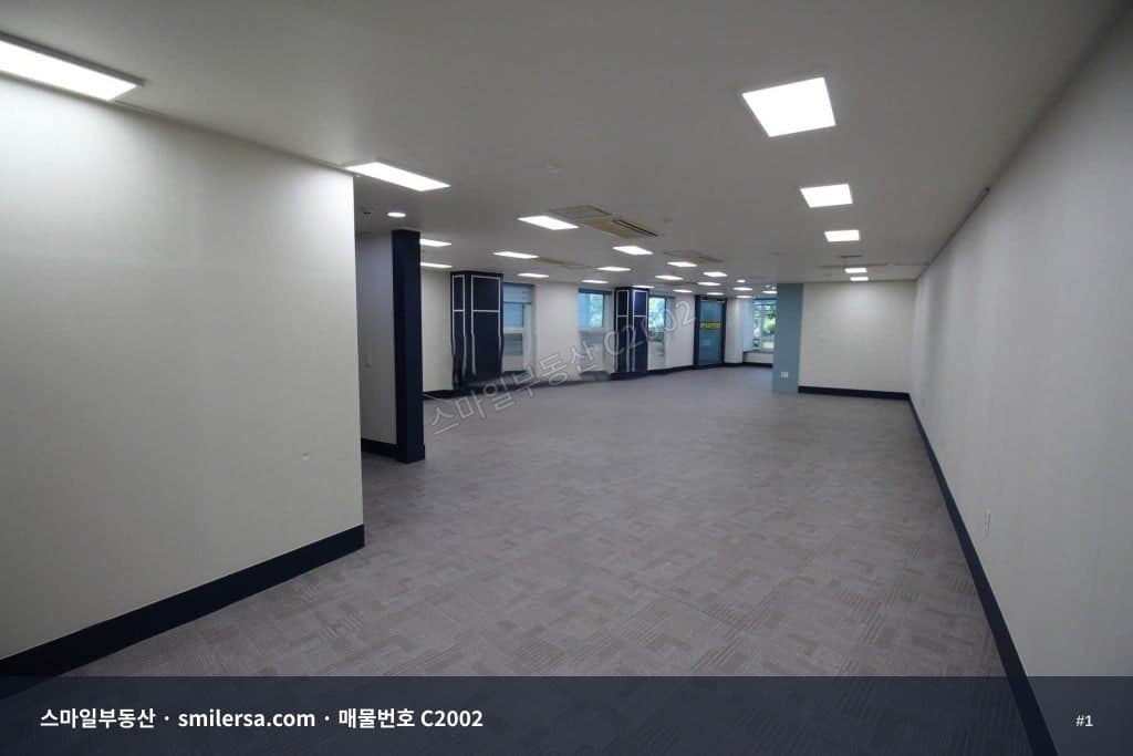 서면로타리 6번 출구 바로 앞 2층 상가 40평 - 1