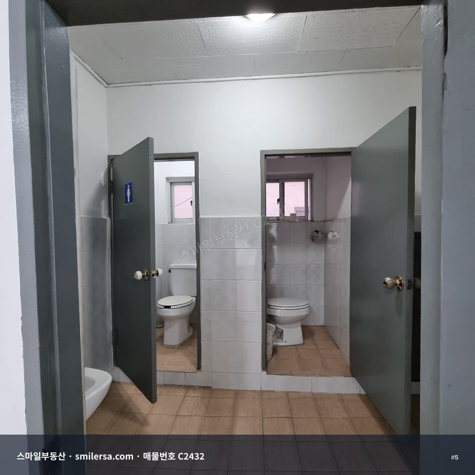 서면역 인근 중앙대로변 사무실 40평 월세 썸네일 5