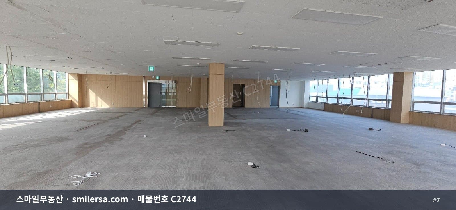양정 거제대로변 대형 사무실 128평, 넓은 주차장까지 썸네일 7