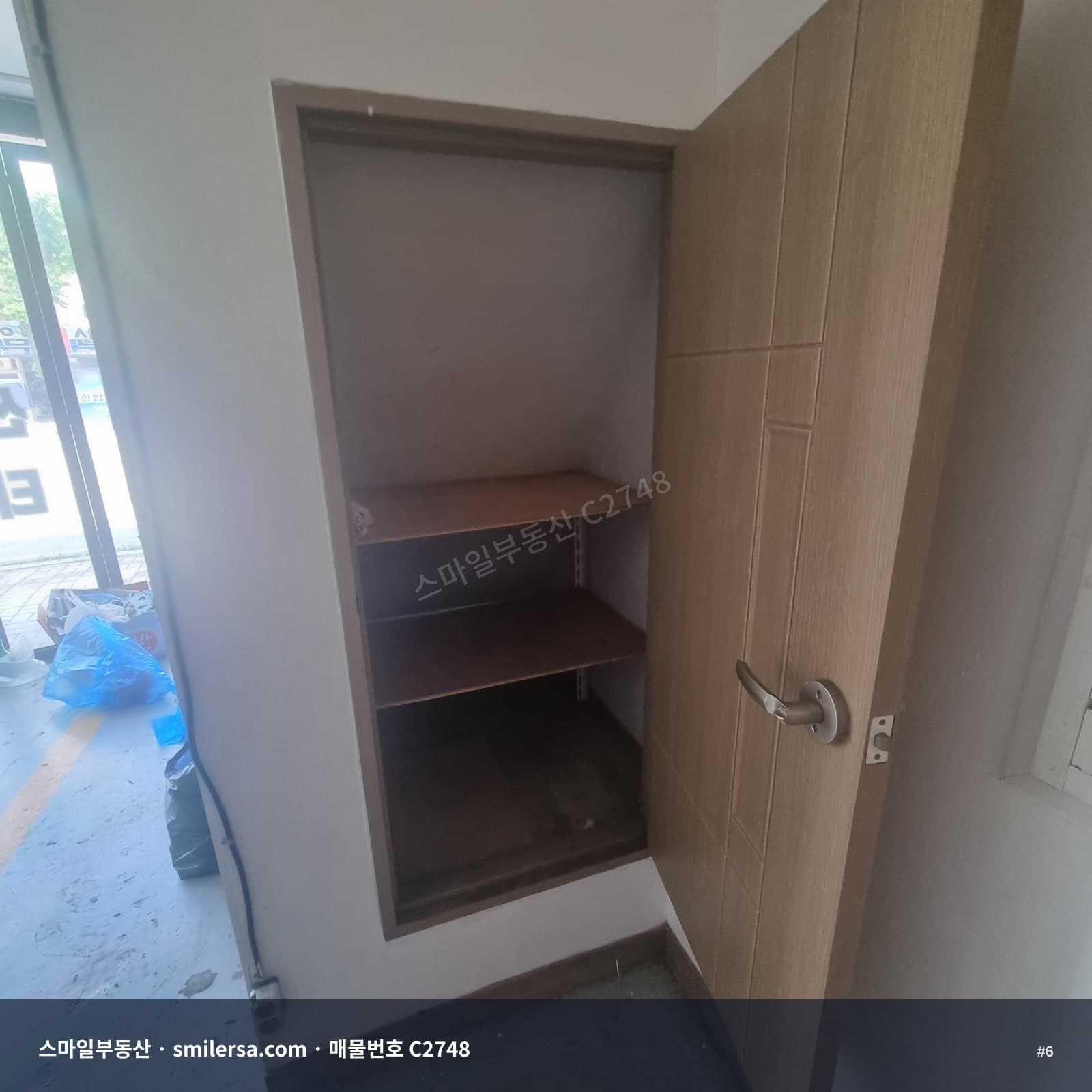 범천동 신암로변 1층 상가 10평, 무권리 즉시입주 썸네일 6