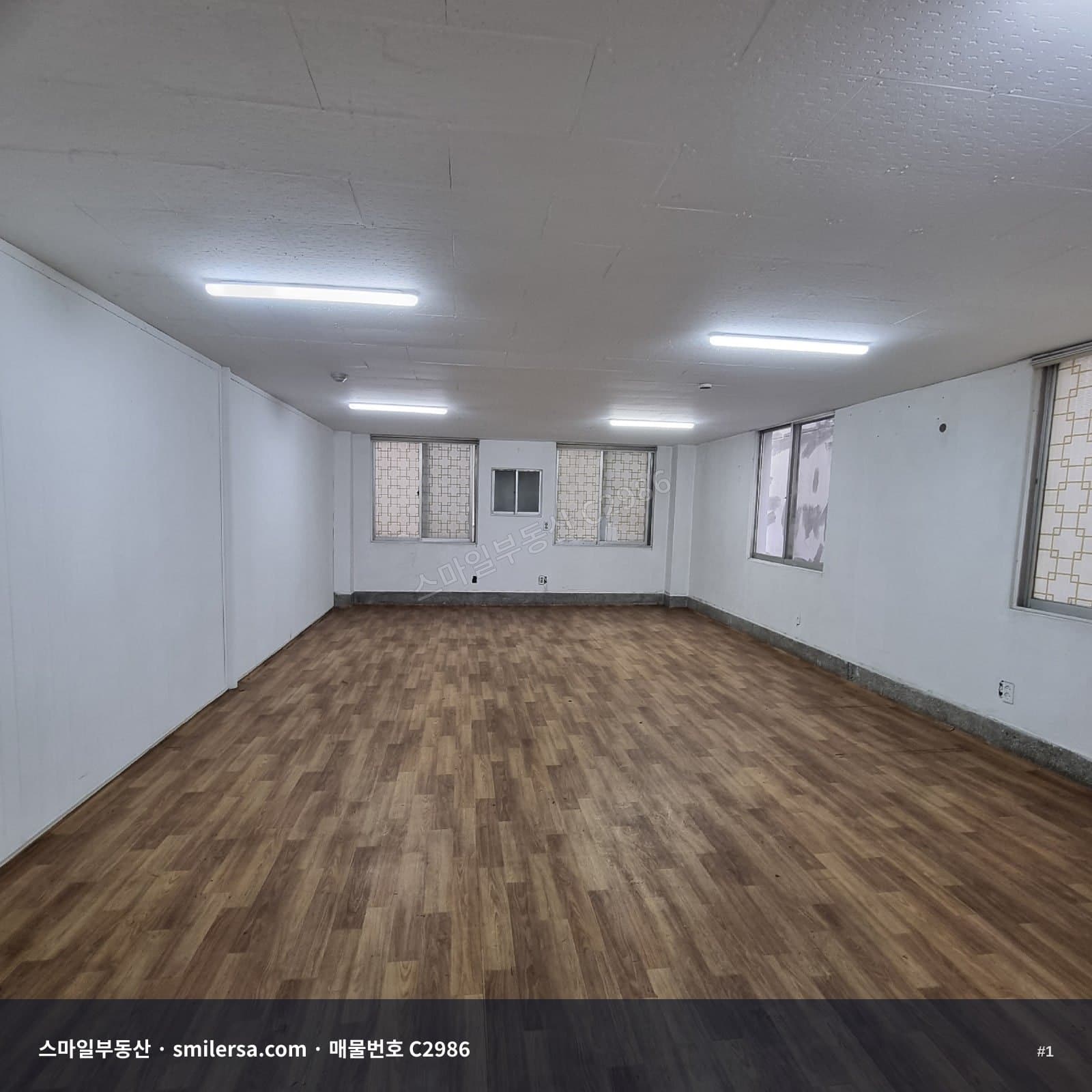 부산광역시 중구 중앙동4가 사무실 내부 사진 C2986