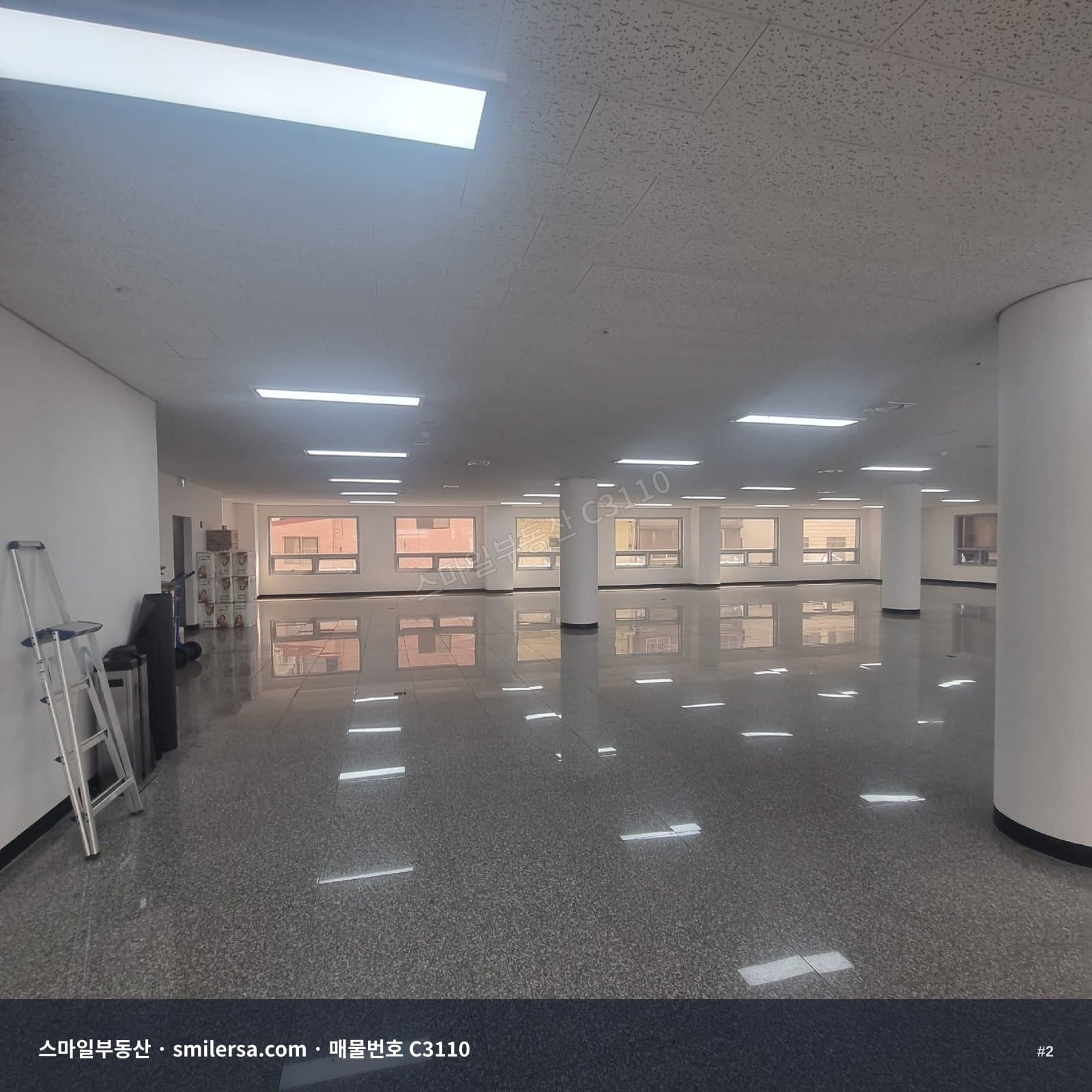 동광2가 부산호텔 인근 금융거리 211평 상가 썸네일 2