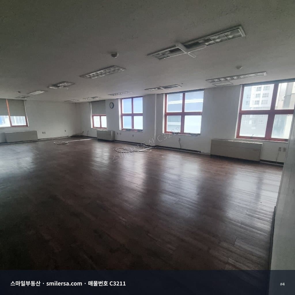 초량역 12번출구 인근 62평 사무실, 역세권 채광 좋은 자리 썸네일 4