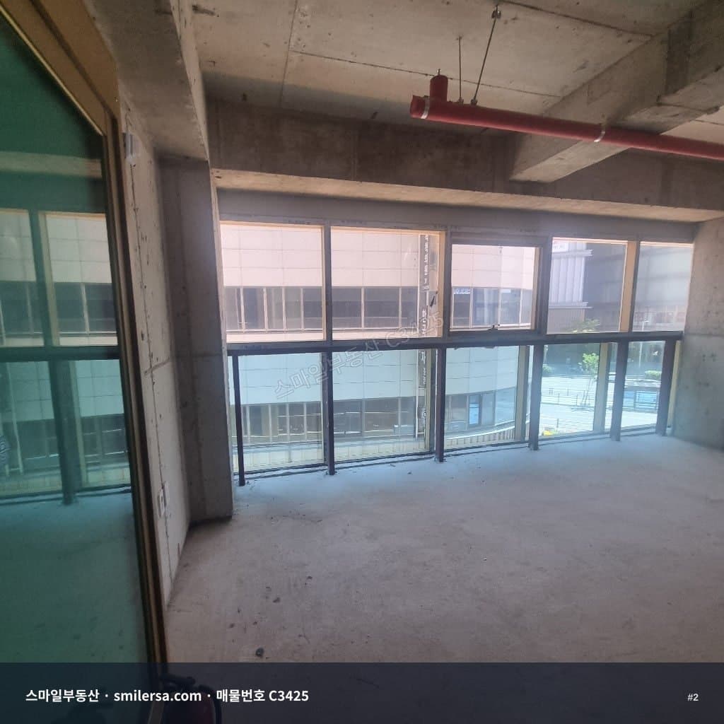 동광1가 광복로 입구 대로변 사무실 50평, 노출 좋은 자리 썸네일 2