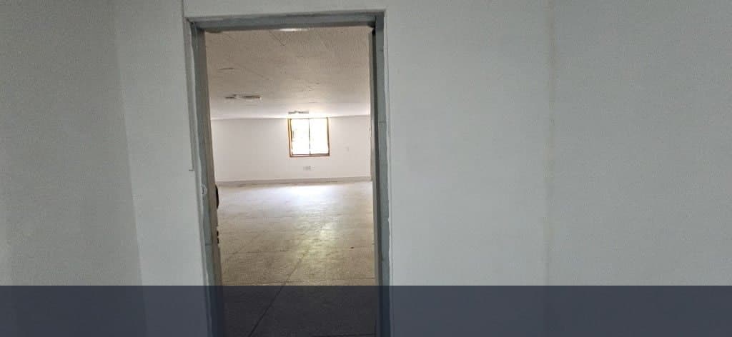 범천동 신암 이편한세상 인근 48평 사무실, 보증금 1천에 월 70만원 썸네일 9