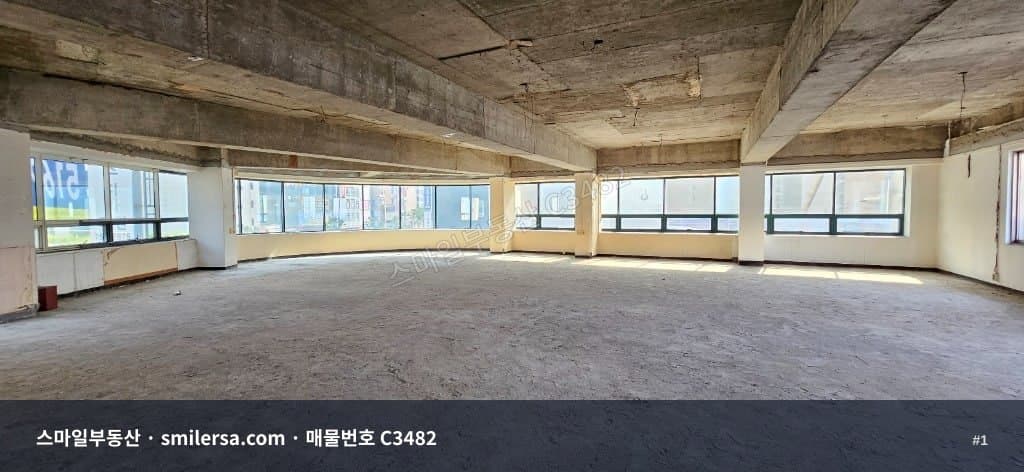 연산역 이편한세상 인근 56평 사무실, 보증금 3천에 월 240만원 - 1