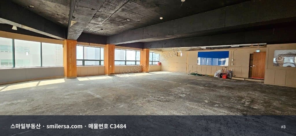 연산역 이편한세상 인근 54평 사무실, 보증금 3천에 월 210만원 썸네일 3