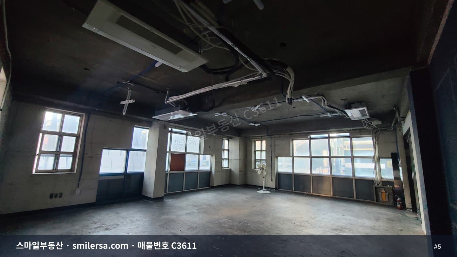 서면 영광도서 인근 가야대로변 사무실 2층 25평 썸네일 5