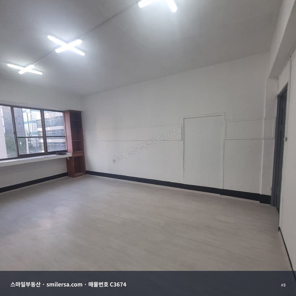 초량교차로 코너 사무실, 초량역 초역세권 15평 월세 썸네일 3