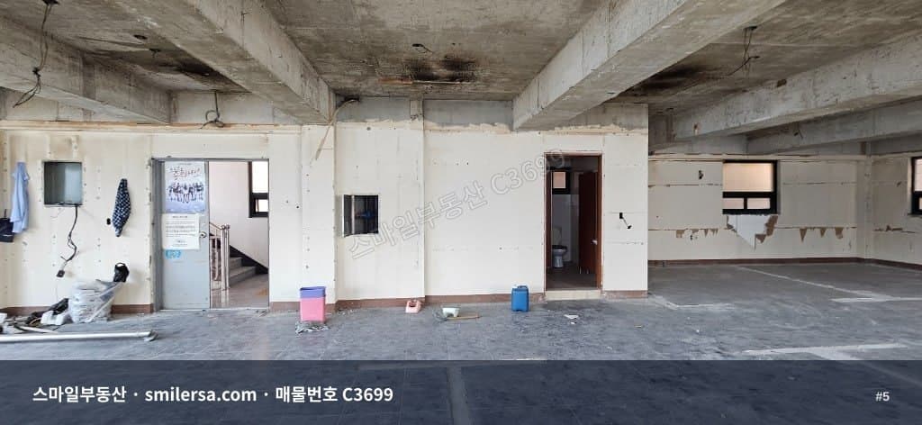 연산역 인근 중형 사무실, 47평 다양한 업종 검토 가능 썸네일 5