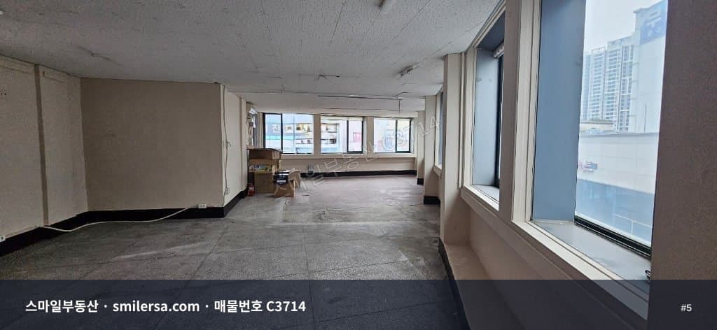 범일동 진시장 인근 도로변 4층 사무실 27평 월세 썸네일 5