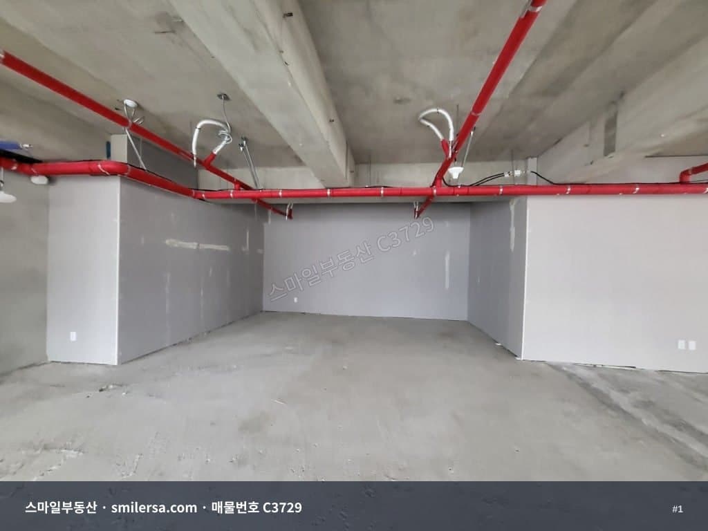 서면1번가 메디컬빌딩 13층 108평 사무실 매물 - 1