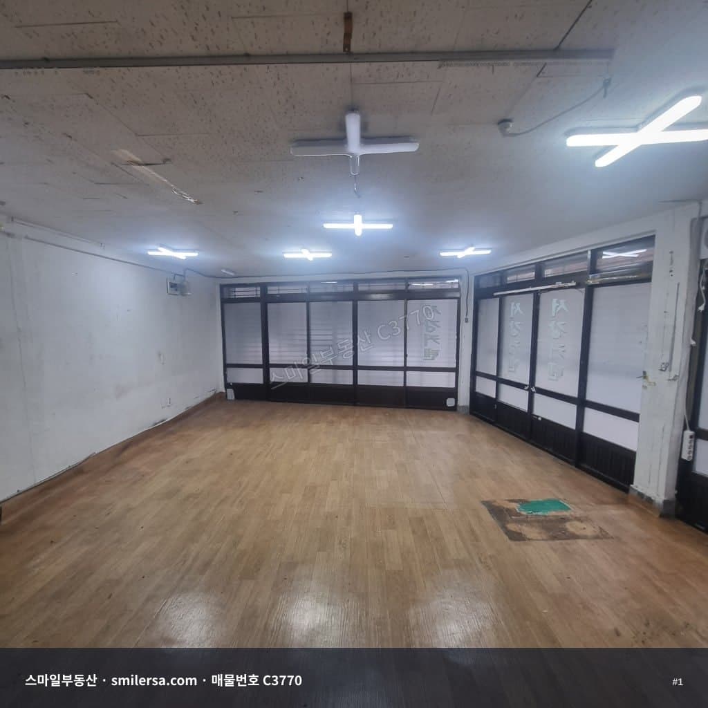 부산광역시 동구 범일동 상가 내부 사진 C3770