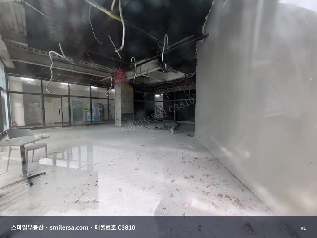 부산광역시 남구 대연동 상가 내부 사진 C3810