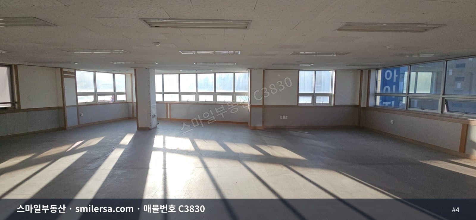 양정역 인근 대로변 고층 사무실 52평 월세 썸네일 4
