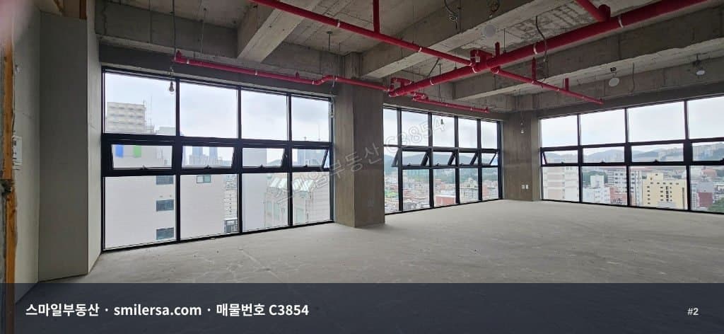 대연역 신축 건물 11층, 병의원·사무실로 좋은 65평 공간 썸네일 2