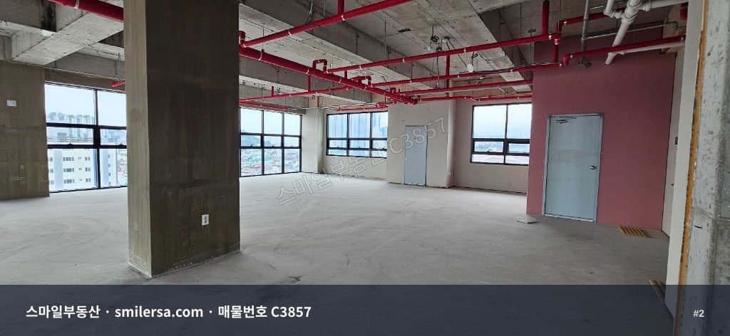 대연역 신축 빌딩 13층, 병의원·사무실로 딱 맞는 65평 공간 썸네일 2