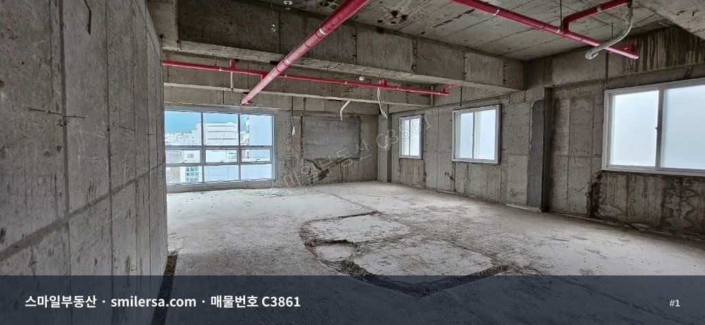 부산광역시 남구 대연동 사무실 내부 사진 C3861