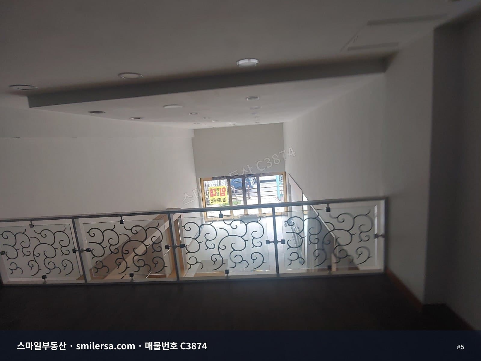 부산진시장 교차로 인근 층고 높은 1층 상가 썸네일 5