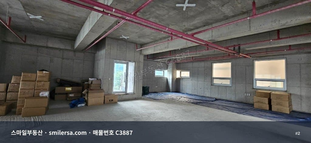 부산진역 인근 수정동 신축급 3층, 병의원·사무실로 딱 맞는 80평 공간 썸네일 2
