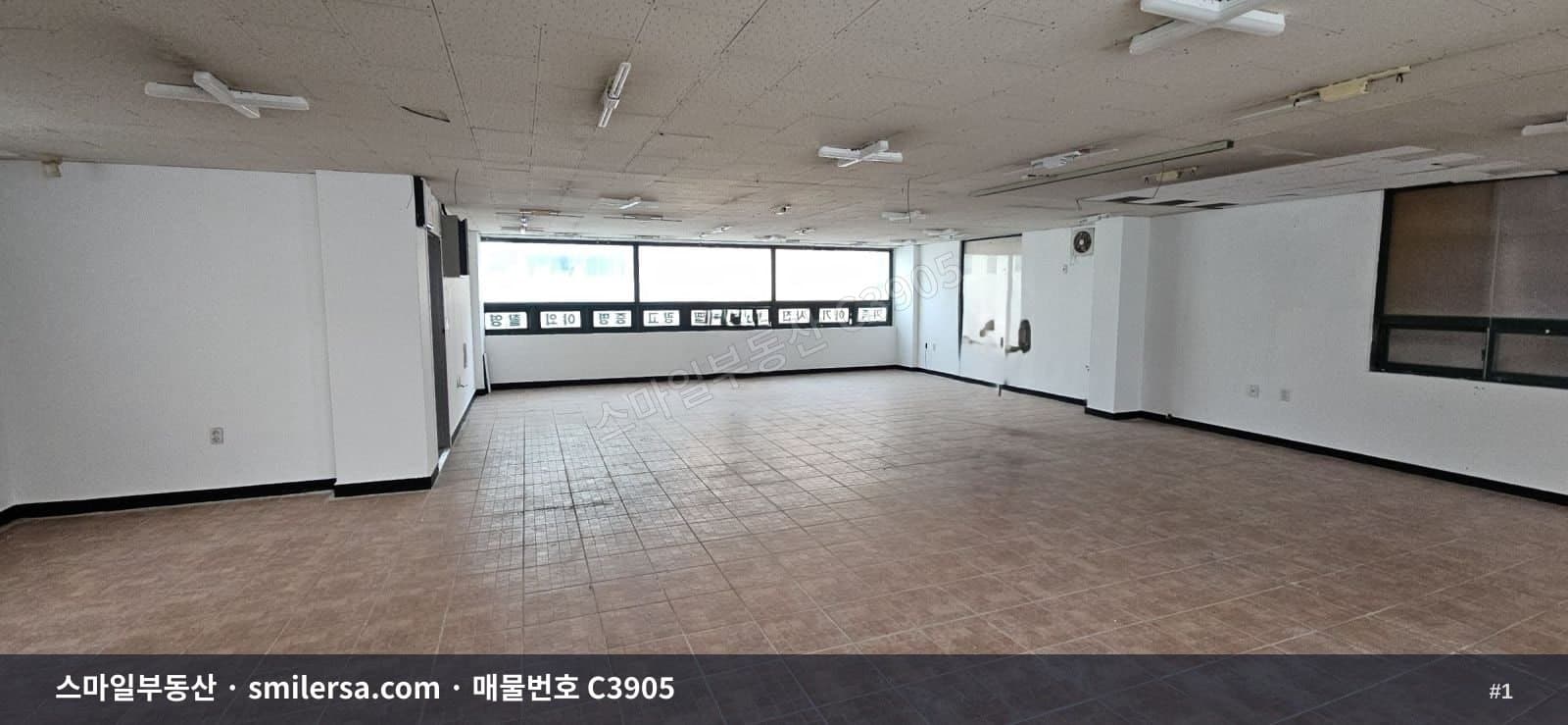 부산광역시 동구 수정동 사무실 내부 사진 C3905