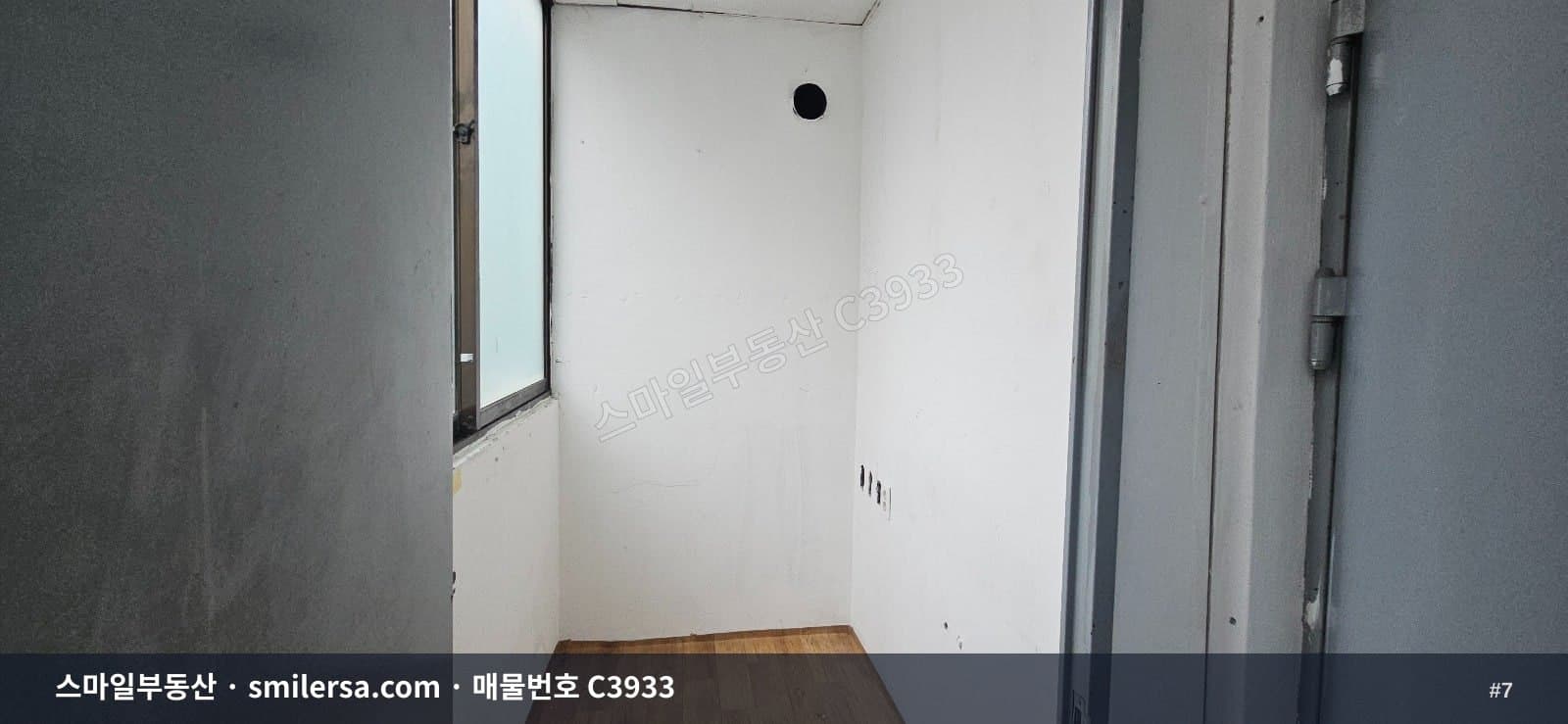 동래역 인근 대로변 사무실, 교차로 접근성 좋은 2층 45평 썸네일 7
