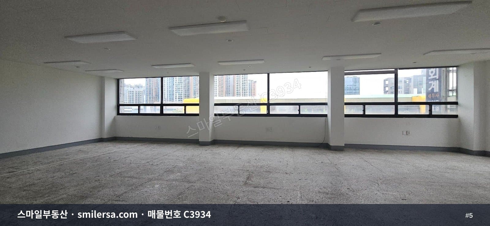 동래역 인근 대로변 사무실 45평 월세 매물 썸네일 5