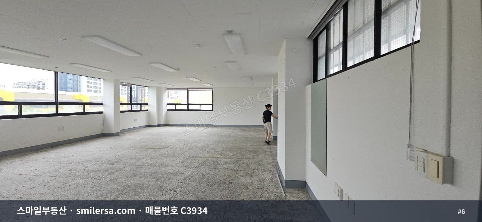 동래역 인근 대로변 사무실 45평 월세 매물 썸네일 6