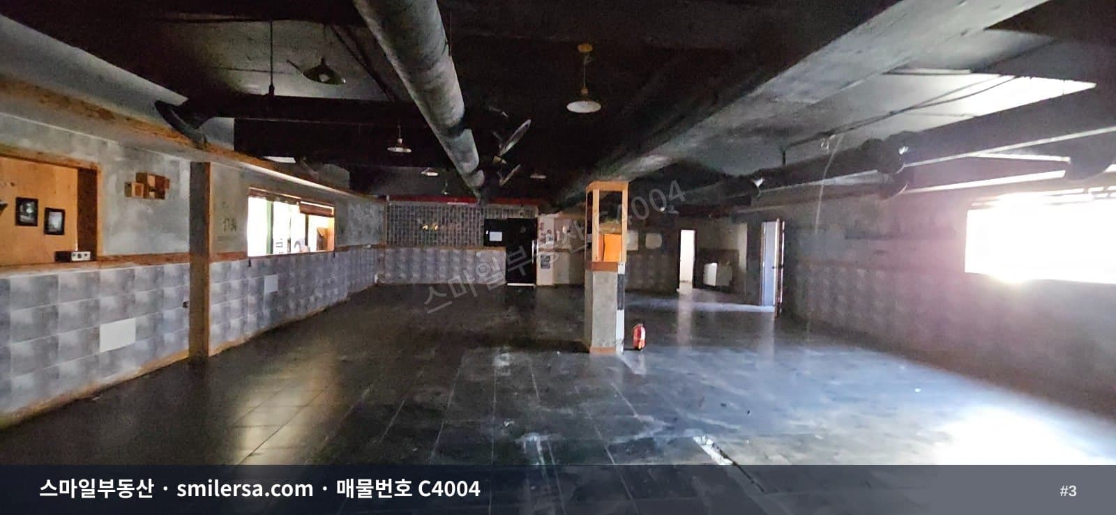 부경대 인근 골목상권 2층 60평 사무실, 학생·젊은층 유동 많은 자리 썸네일 3