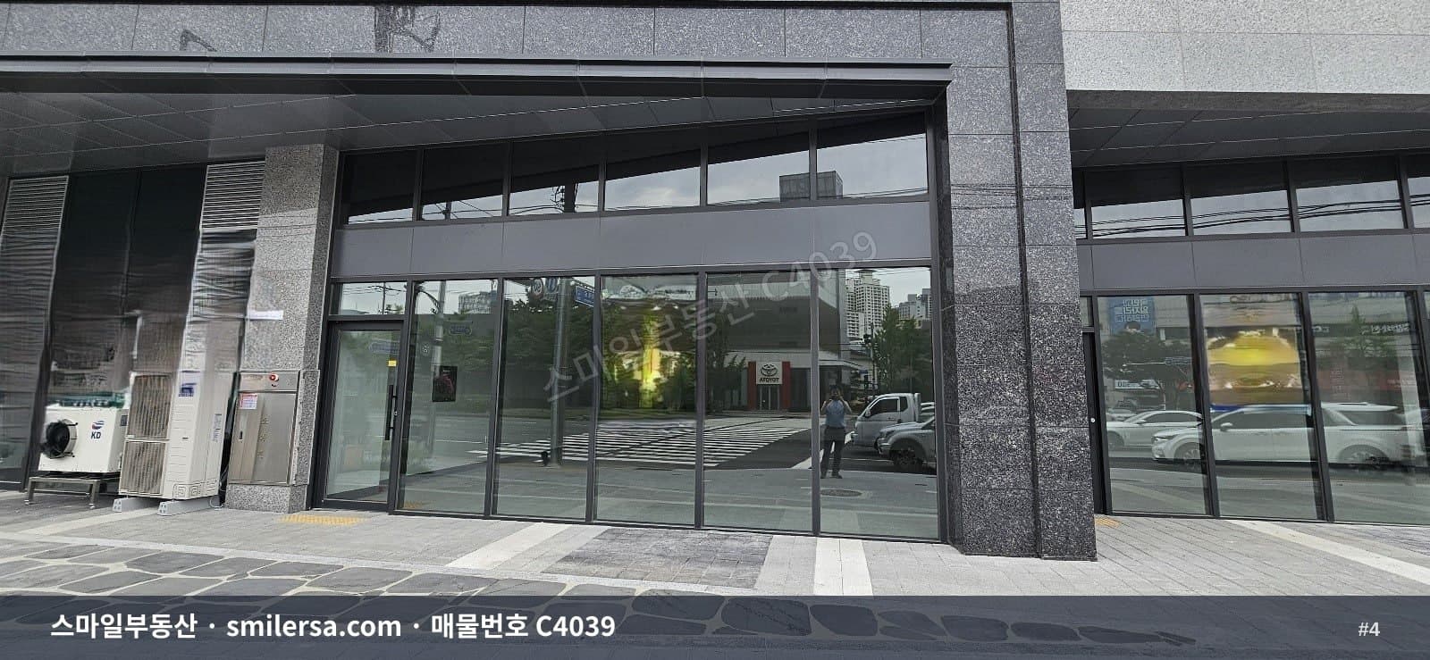 교대역 인근 거제동 아파트 1층 상가 매매 썸네일 4
