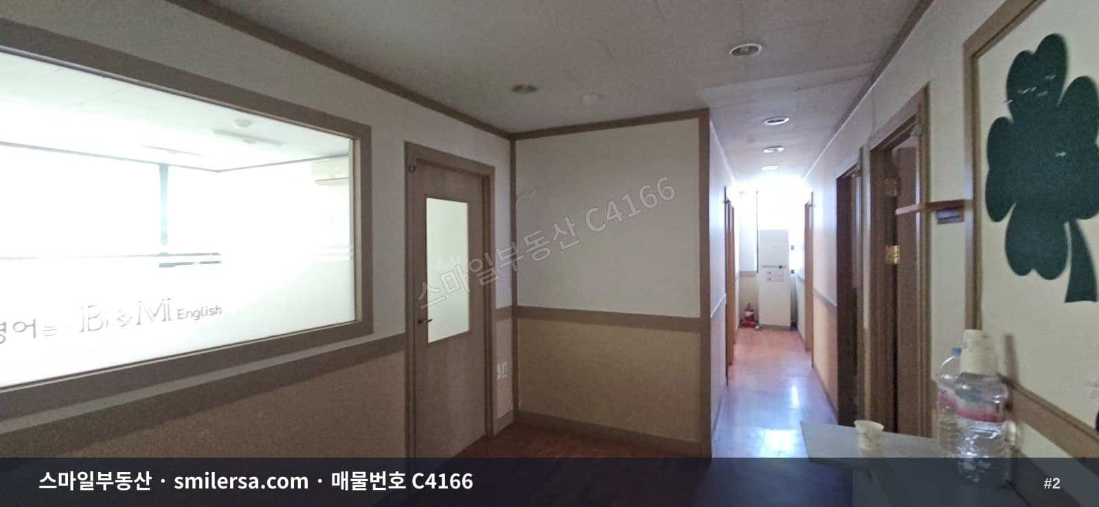 문현동 안동네 사무실·학원 45평, 도로변 접근성 좋은 3층 썸네일 2