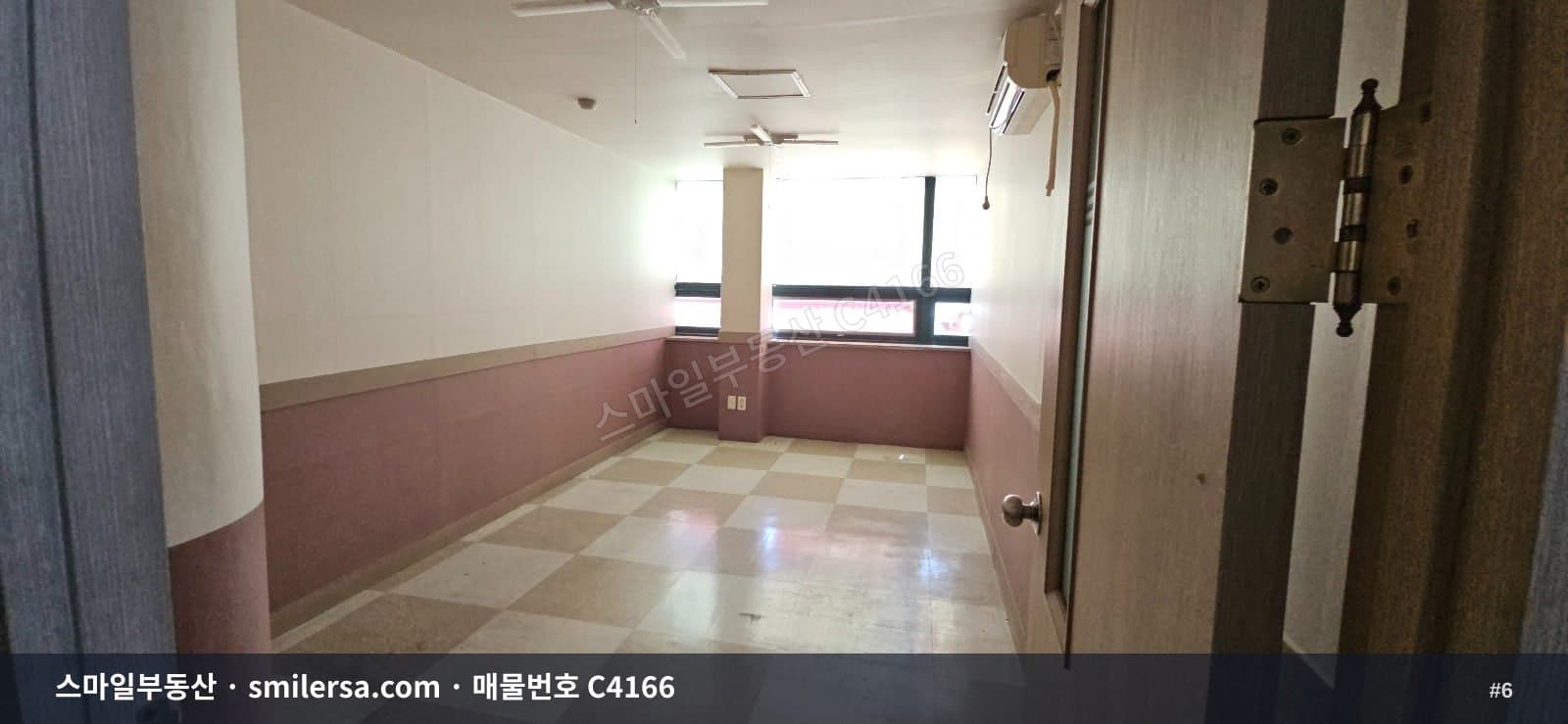 문현동 안동네 사무실·학원 45평, 도로변 접근성 좋은 3층 썸네일 6
