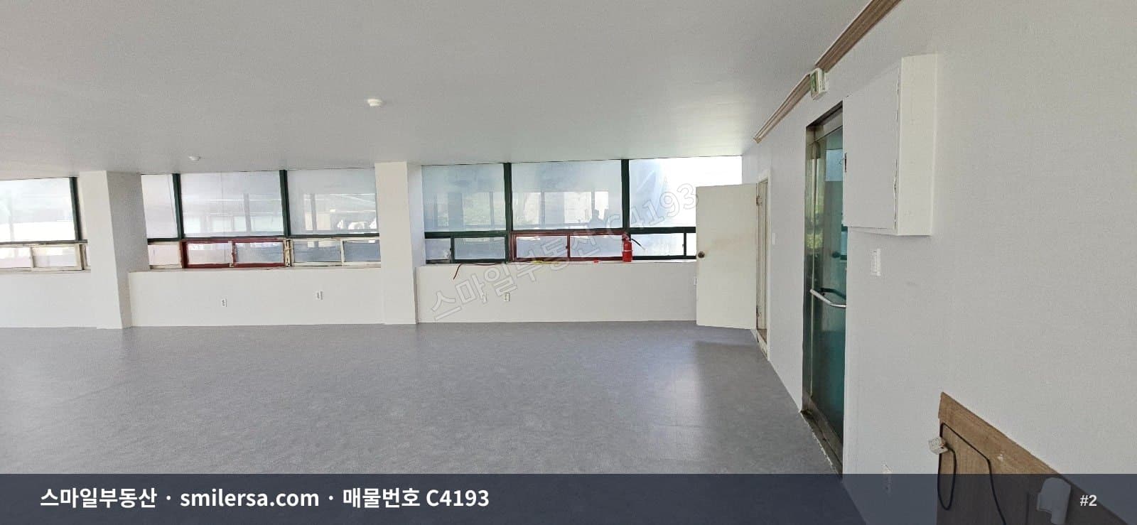 대연역 인근 중형 사무실, 보증금 2천에 월 115만원 썸네일 2