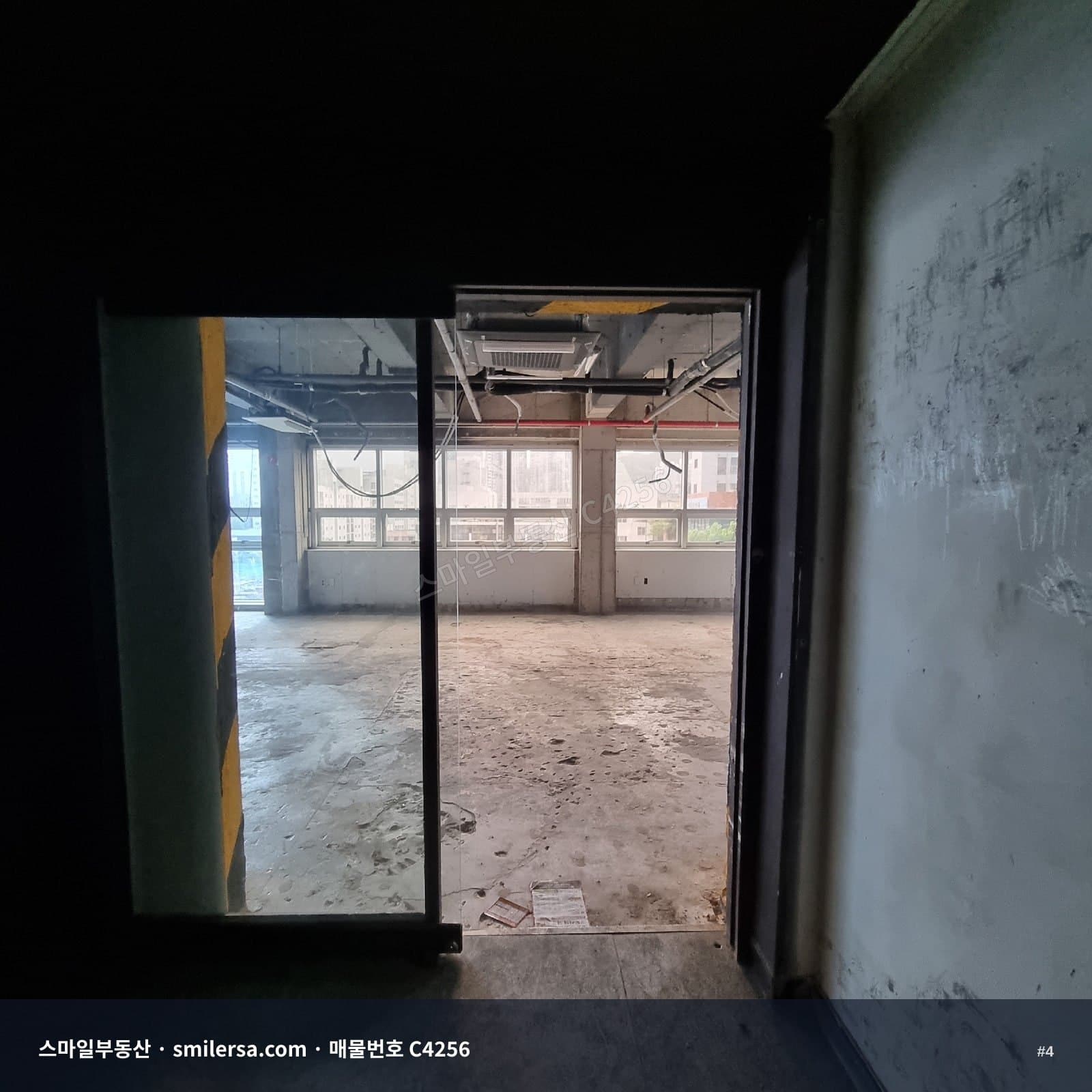 양정사거리 코너건물 5층 사무실, 59평 규모 월세 매물 썸네일 4