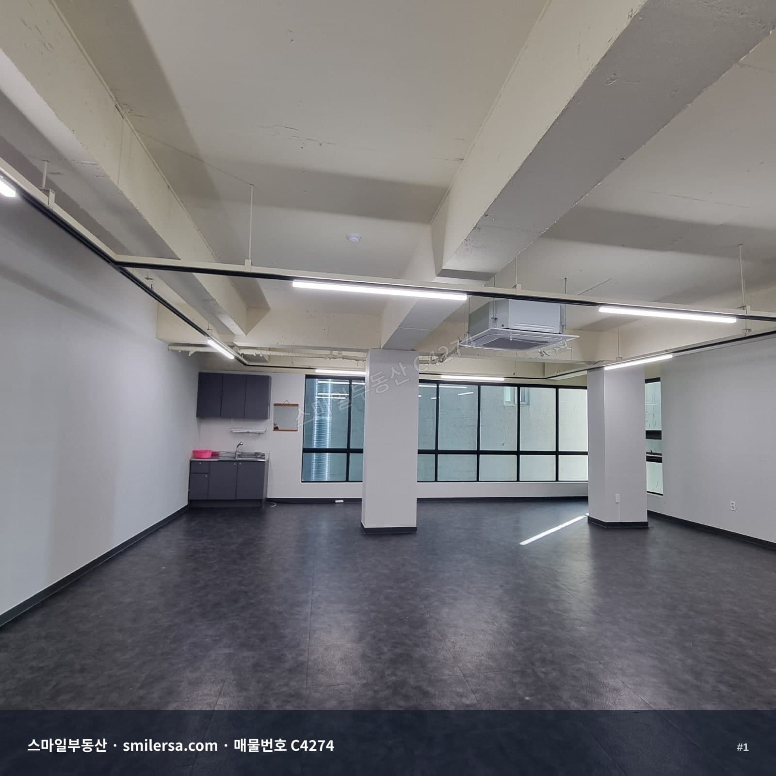 부산광역시 남구 대연동 사무실 내부 사진 C4274