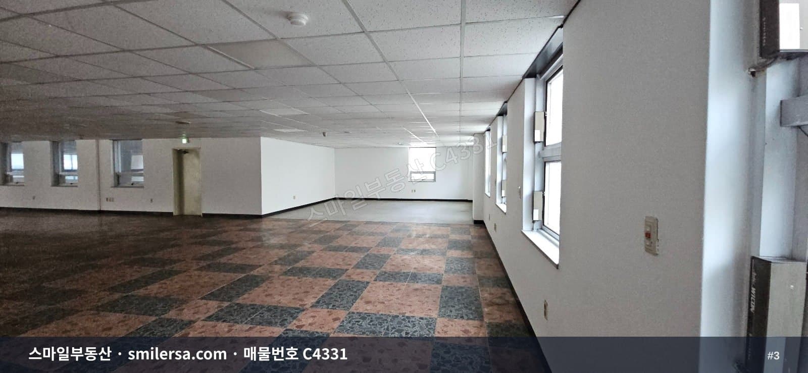 수영·민락역 대로변 197평 대형 사무실, 역세권 접근성 좋은 깔끔한 공간 썸네일 3