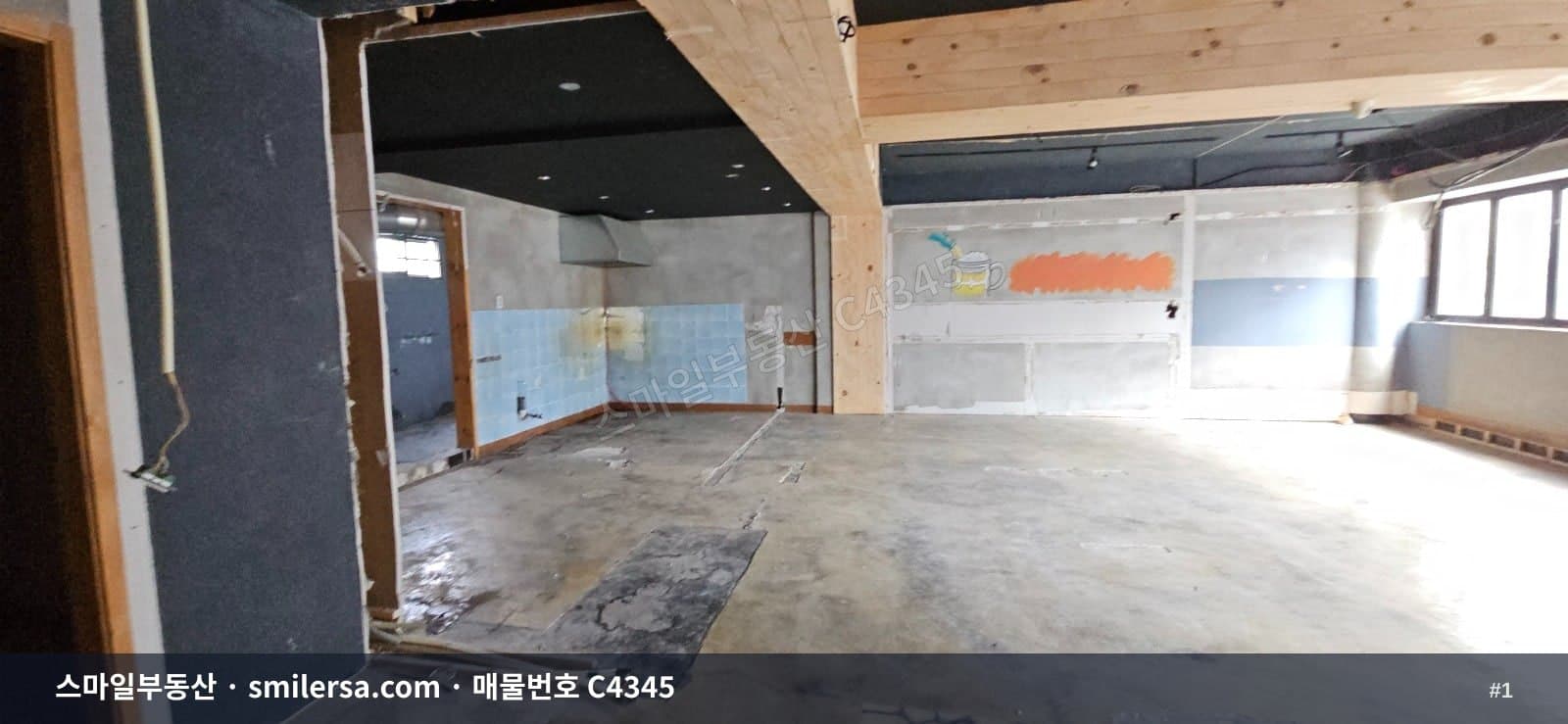 부산광역시 동래구 사직동 상가 내부 사진 C4345