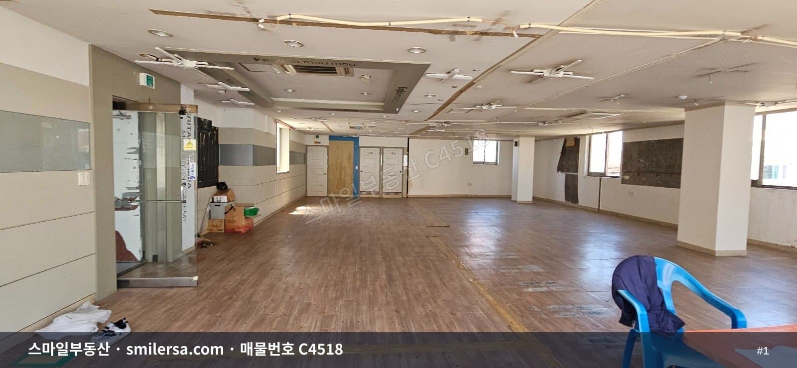 부산광역시 남구 문현동 사무실 내부 사진 C4518