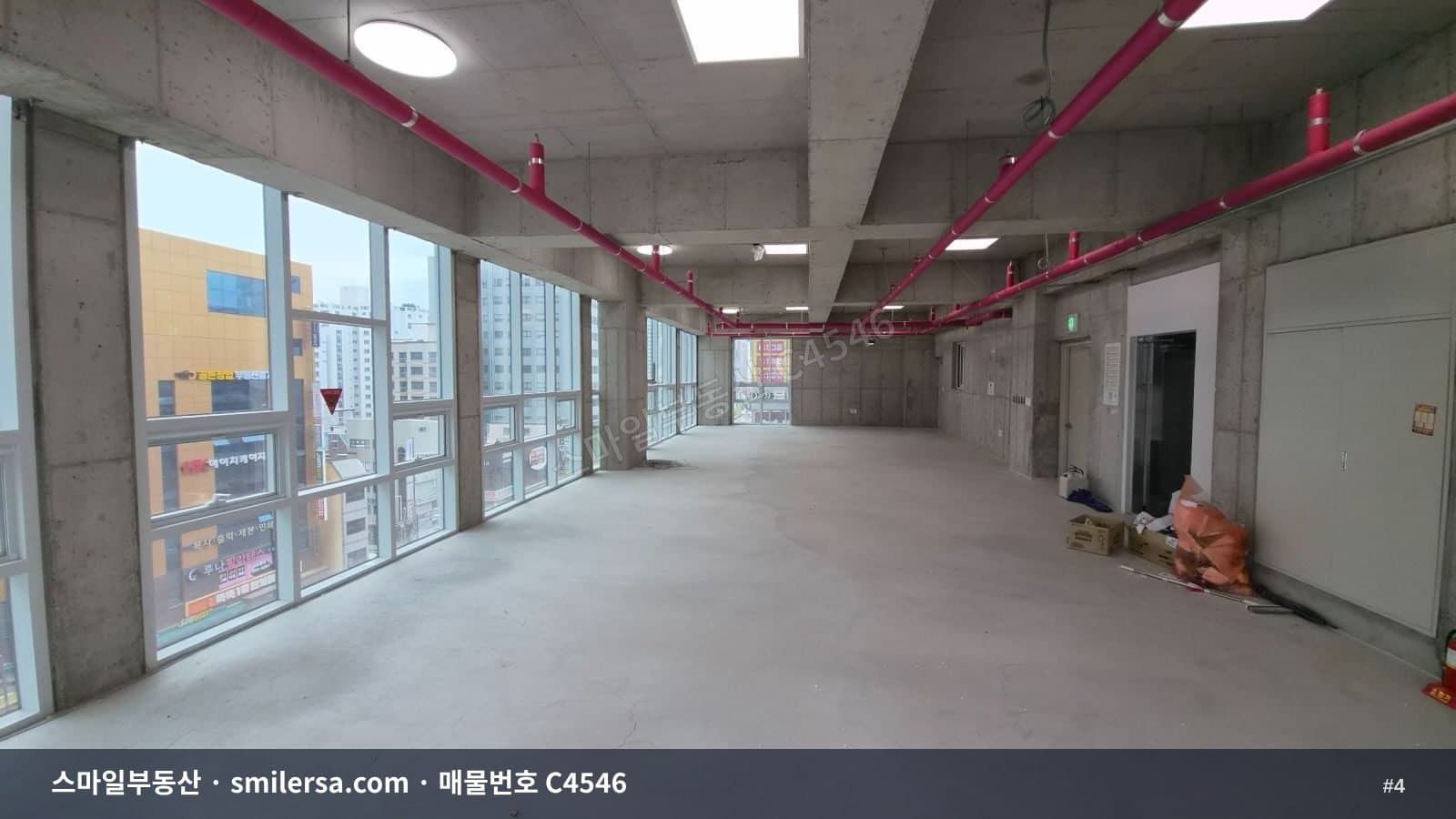 시청역 인근 연산동 병의원·사무실 68평, 역세권 대로변 깨끗한 건물 썸네일 4