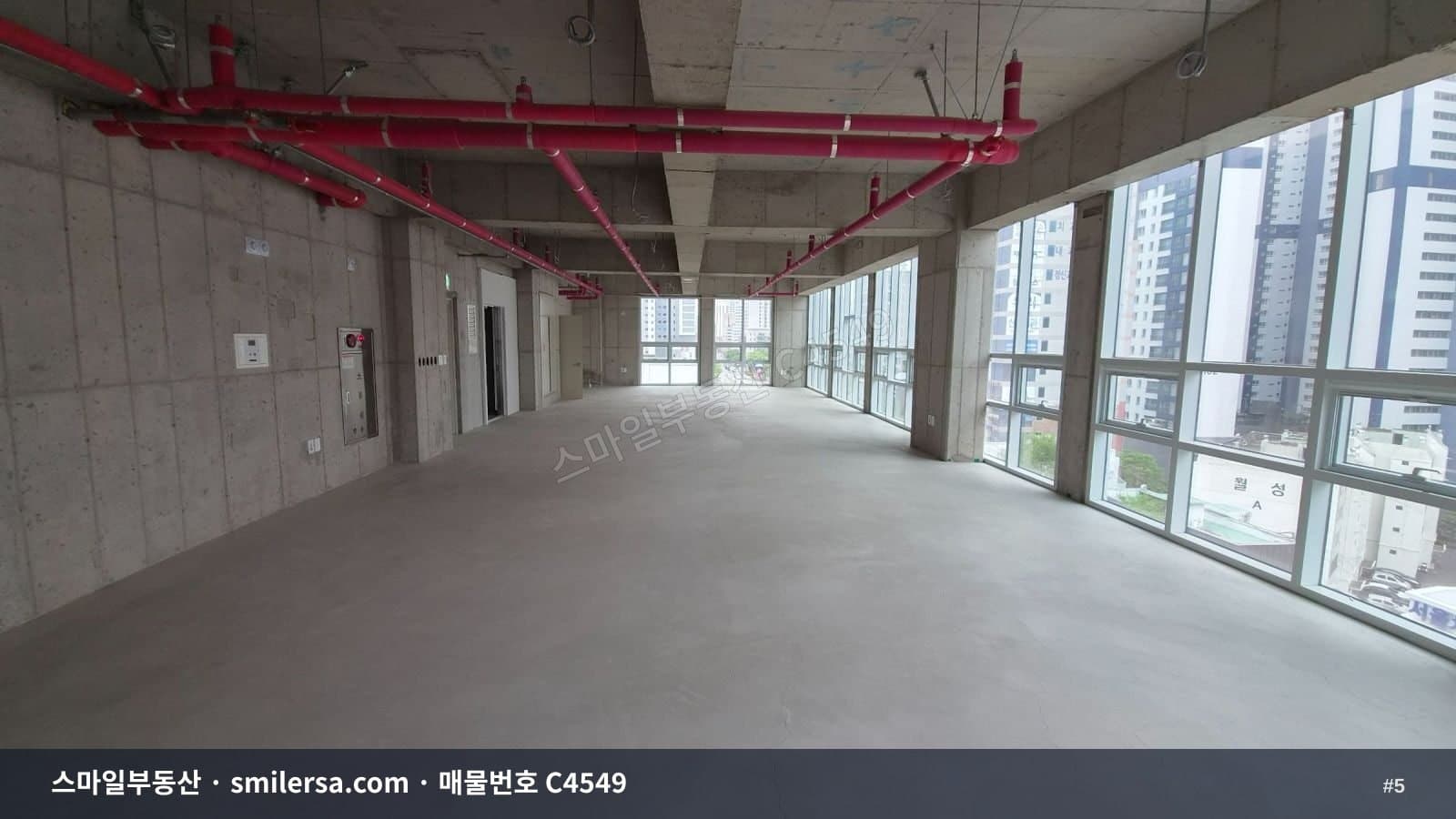 시청역 인근 연산동 8층 사무실, 병의원 가능 68평 썸네일 5