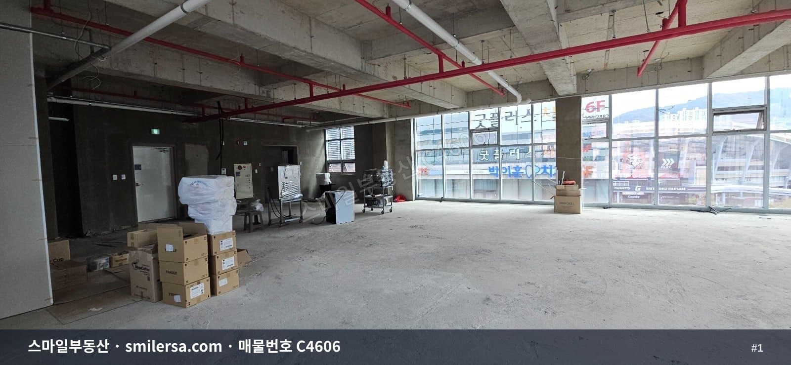 부산광역시 동래구 사직동 사무실 내부 사진 C4606