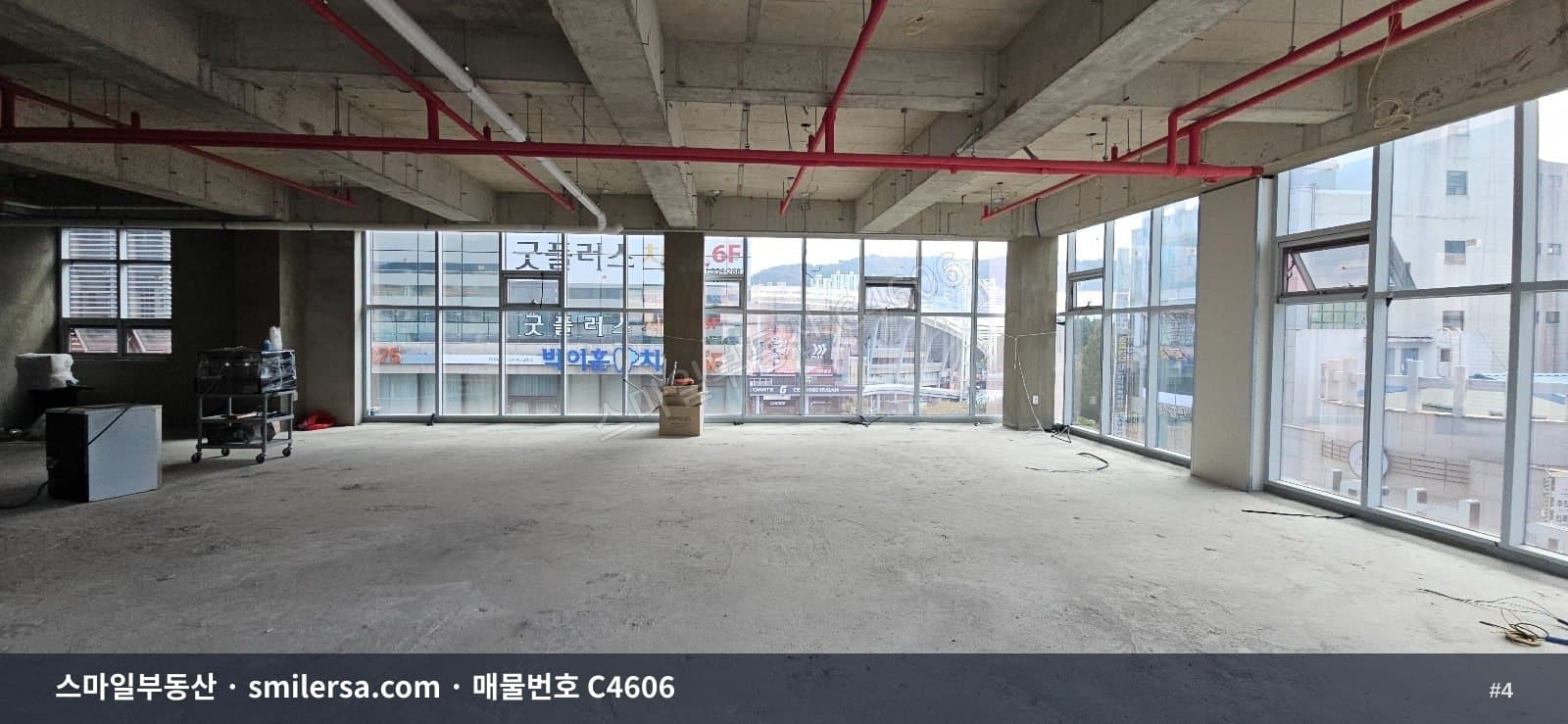 사직야구장 인근 메디컬건물 사무실 55평 월세 썸네일 4