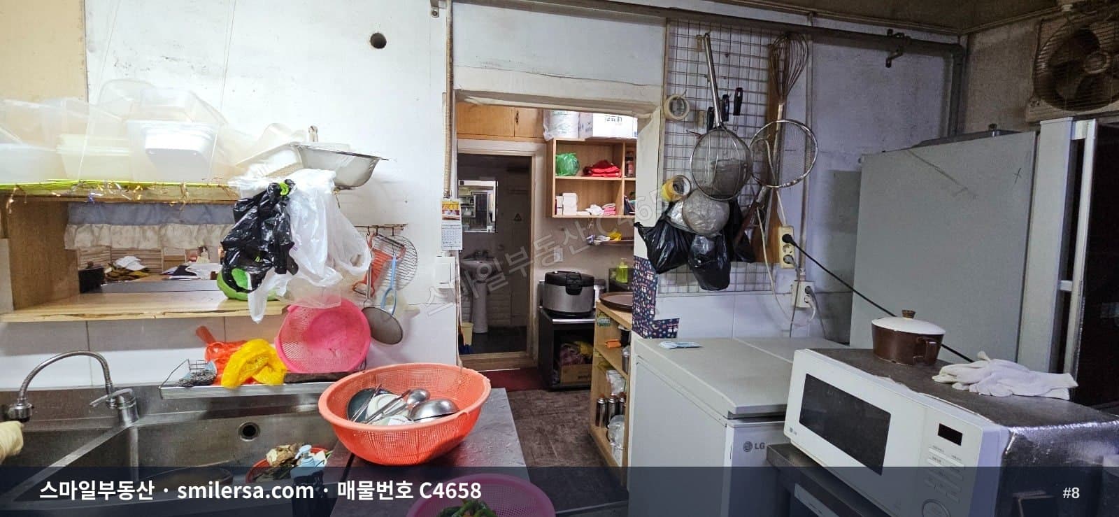 연제초등 인근 1층 상가, 시청역 상권 20평 월세 썸네일 8